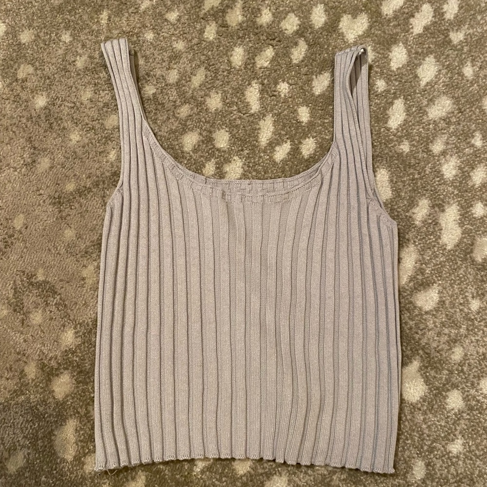Gray ribbed tank top